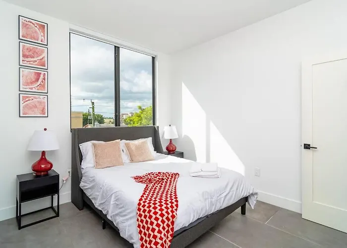 King Bed 2B 1Ba Oasis Minutes To Brickell 6 Guests